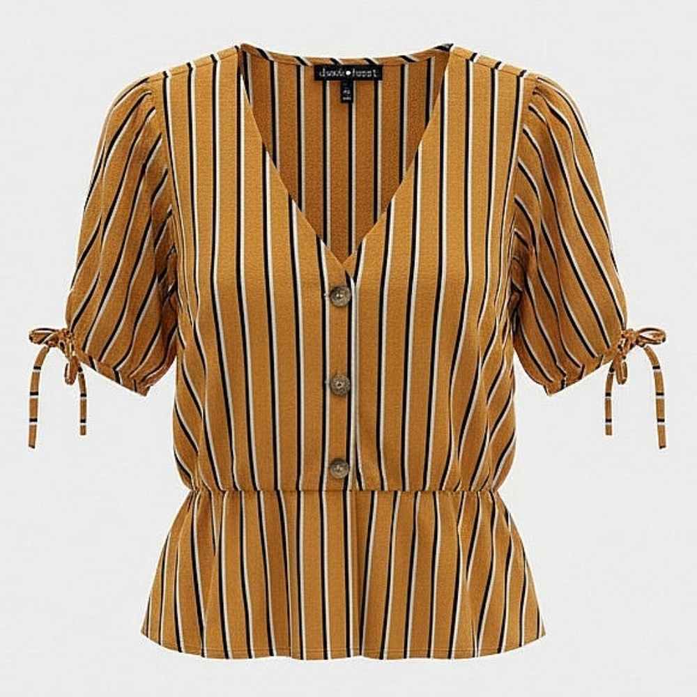 NWT! Derek Heart Blouse